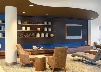 Courtyard by Marriott Fort Lauderdale Airport & Cruise Port hotel thumbnail 4