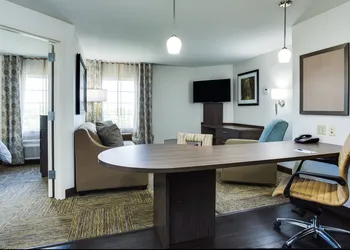 Candlewood Suites Ft. Lauderdale Airport/Cruise by IHG hotel thumbnail 2
