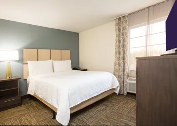Candlewood Suites Ft. Lauderdale Airport/Cruise by IHG hotel thumbnail 6
