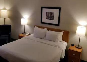 Fairfield Inn & Suites by Marriott Mt. Vernon Rend Lake hotel thumbnail 6