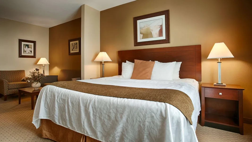 Best Western Plus Montezuma Inn & Suites hotel detail image 2