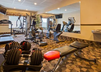 Best Western Plus Montezuma Inn & Suites hotel thumbnail 8