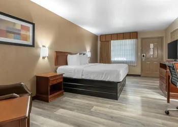 SureStay Plus Hotel By Best Western Poteau hotel thumbnail 6
