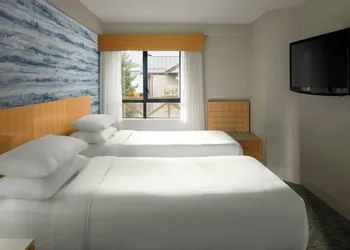 Delta Hotels by Marriott Whistler Village Suites hotel thumbnail 4