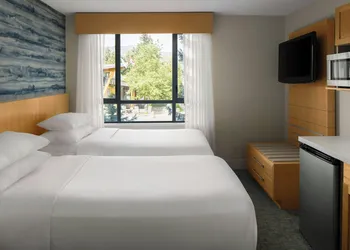Delta Hotels by Marriott Whistler Village Suites hotel thumbnail 5