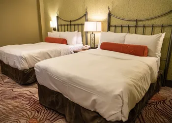 Banff Caribou Lodge and Spa hotel thumbnail 6
