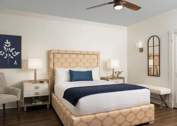Indigo Inn hotel thumbnail 5