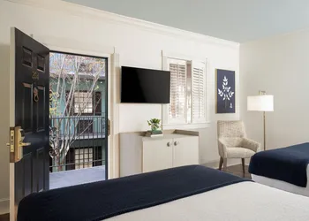 Indigo Inn hotel thumbnail 7
