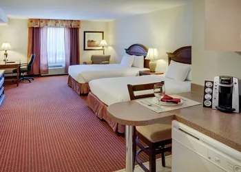 Pomeroy Inn and Suites Chetwynd hotel thumbnail 4