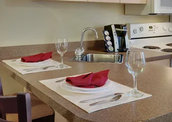 Pomeroy Inn and Suites Chetwynd hotel thumbnail 7