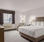 Days Inn by Wyndham Steinbach hotel detail image 3