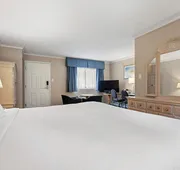 Glenwood Inn & Suites hotel detail image 3