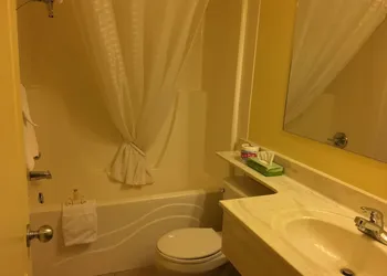Nova Inn Inuvik hotel thumbnail 4