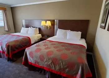 Grand Forks Inn hotel thumbnail 4