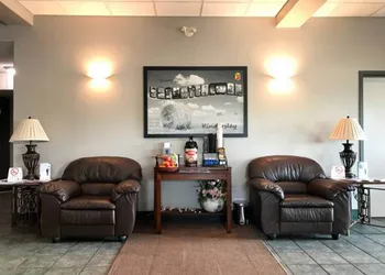 Super 8 by Wyndham Kindersley hotel thumbnail 4