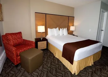 Days Inn by Wyndham Airdrie hotel thumbnail 5