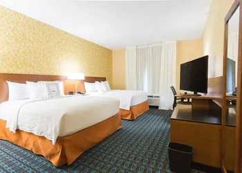 Fairfield Inn & Suites Jamestown hotel thumbnail 4