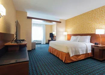 Fairfield Inn & Suites Jamestown hotel thumbnail 8