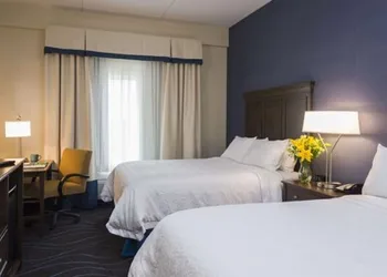 Hampton Inn by Hilton Ottawa Airport, ON, CN hotel thumbnail 2
