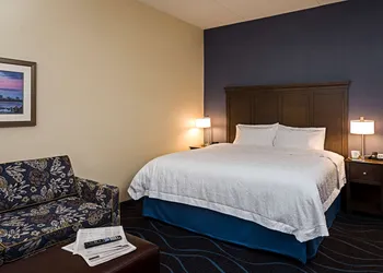 Hampton Inn by Hilton Ottawa Airport, ON, CN hotel thumbnail 5