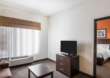 MainStay Suites Lufkin hotel thumbnail 7