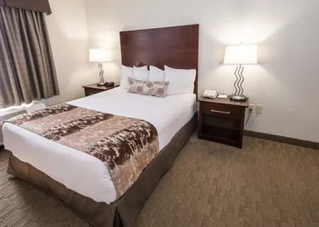 Best Western Plus Pembina Inn & Suites hotel thumbnail 7