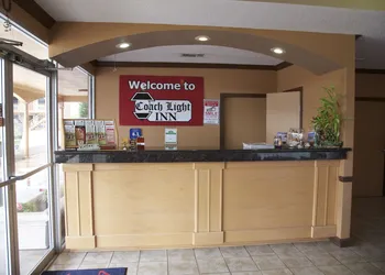 Coach Light Inn Brenham hotel thumbnail 3