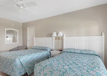 The Driftwood Lodge hotel thumbnail 5