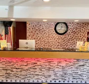 Super 8 by Wyndham Pittsburgh/Monroeville hotel detail image 5