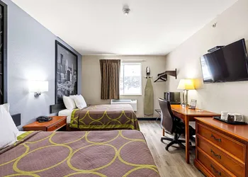 Super 8 by Wyndham Pittsburgh/Monroeville hotel thumbnail 7