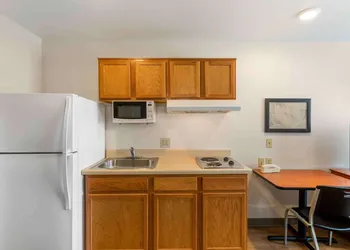 Extended Stay America Select Suites - Firestone hotel thumbnail 3
