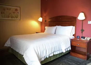 Hampton Inn Mountain Home hotel thumbnail 3