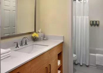 Sonesta ES Suites Somerset hotel thumbnail 8