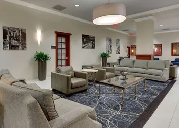 DoubleTree by Hilton St. Louis Forest Park hotel thumbnail 3