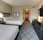 DoubleTree by Hilton St. Louis Forest Park hotel detail image 5