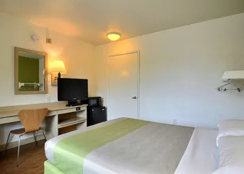 Motel 6 Tumwater, WA - Olympia hotel thumbnail 6