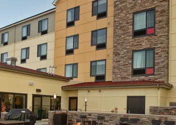 TownePlace Suites by Marriott Lincoln North hotel thumbnail 2