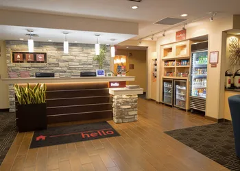 TownePlace Suites by Marriott Lincoln North hotel thumbnail 3
