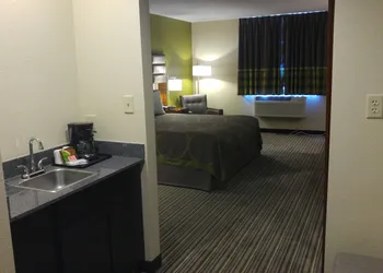 Super 8 by Wyndham Copley Akron hotel thumbnail 7