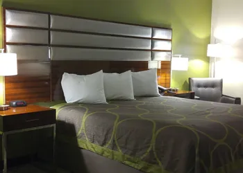 Super 8 by Wyndham Copley Akron hotel thumbnail 8