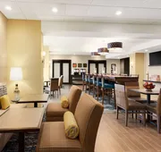 Hampton Inn Kennewick at Southridge hotel detail image 4