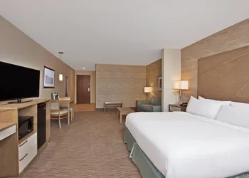 Holiday Inn Express & Suites New Cumberland by IHG hotel thumbnail 8