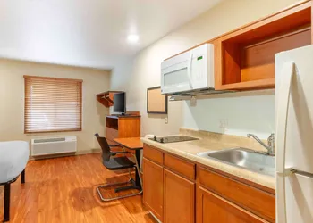 Extended Stay America Select Suites - Kansas City - Stadium hotel thumbnail 8