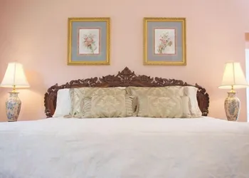 Lookaway Inn hotel thumbnail 4