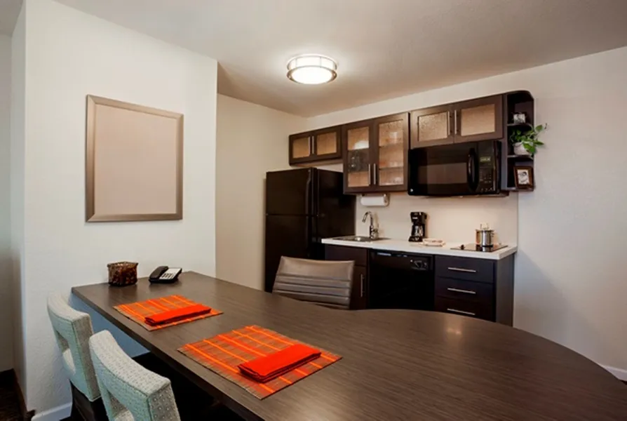 Candlewood Suites MORGANTOWN-UNIV WEST VIRGINIA by IHG hotel detail image 2