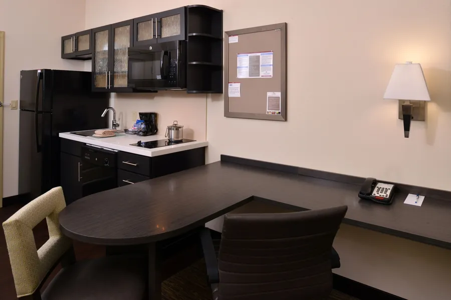 Candlewood Suites MORGANTOWN-UNIV WEST VIRGINIA by IHG hotel detail image 6