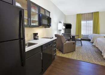 Candlewood Suites MORGANTOWN-UNIV WEST VIRGINIA by IHG hotel thumbnail 7