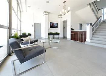Air Venice on the Beach hotel thumbnail 2