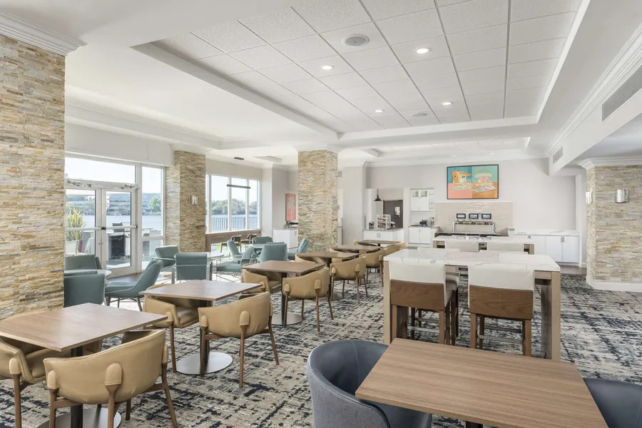 Homewood Suites by Hilton Miami-Airport/Blue Lagoon hotel detail image 2