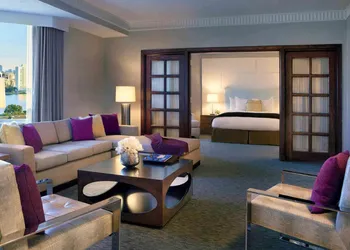 Pullman Miami Airport hotel thumbnail 4